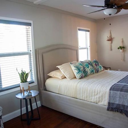 Two Bedroom Ranch With Private Deck Close To Beach Lake Worth Beach Εξωτερικό φωτογραφία