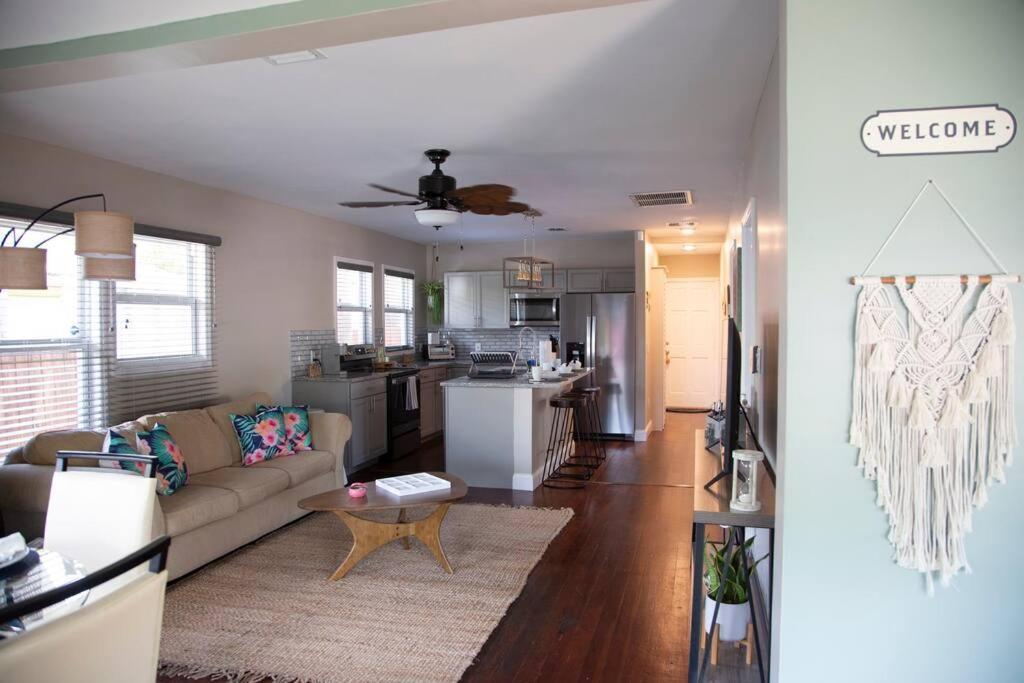 Two Bedroom Ranch With Private Deck Close To Beach Lake Worth Beach Εξωτερικό φωτογραφία