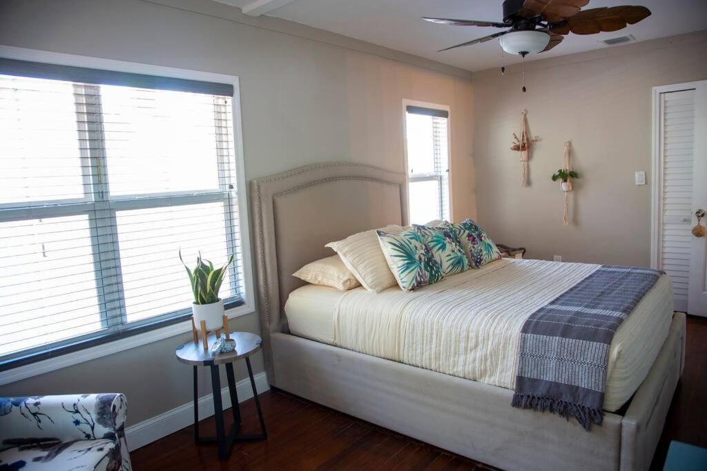 Two Bedroom Ranch With Private Deck Close To Beach Lake Worth Beach Εξωτερικό φωτογραφία