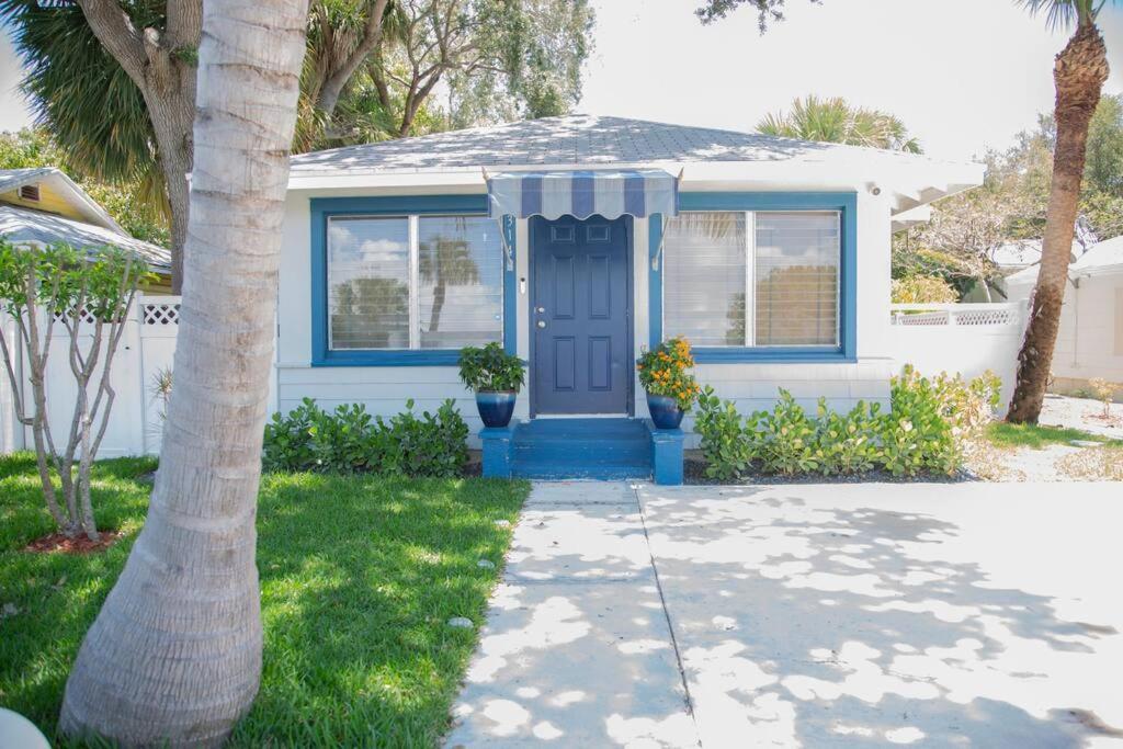 Two Bedroom Ranch With Private Deck Close To Beach Lake Worth Beach Εξωτερικό φωτογραφία