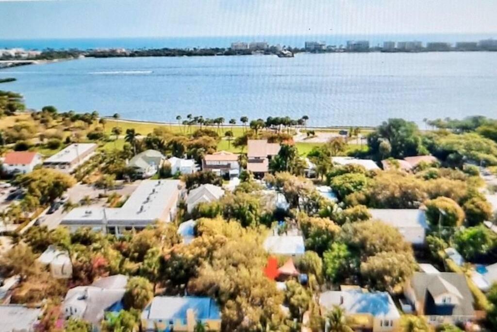 Two Bedroom Ranch With Private Deck Close To Beach Lake Worth Beach Εξωτερικό φωτογραφία