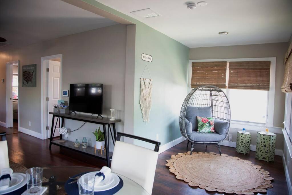Two Bedroom Ranch With Private Deck Close To Beach Lake Worth Beach Εξωτερικό φωτογραφία